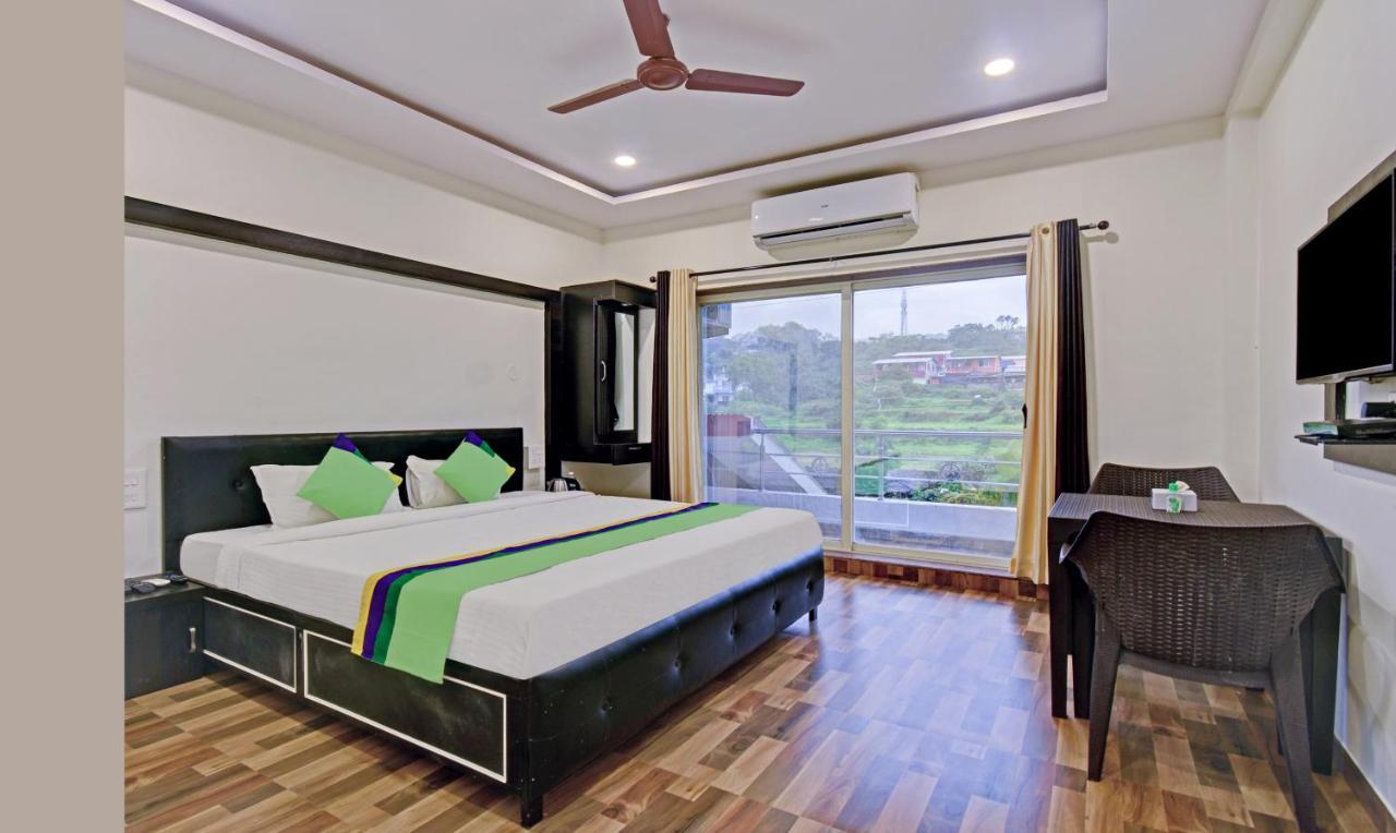 Treebo Paradise Inn With Mountain View ماهاباليشوار المظهر الخارجي الصورة